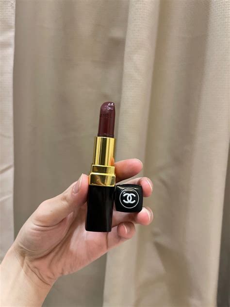 chanel etienne 446 rouge.